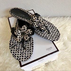 Coach, Pattey, Thong Sandal, Black & White